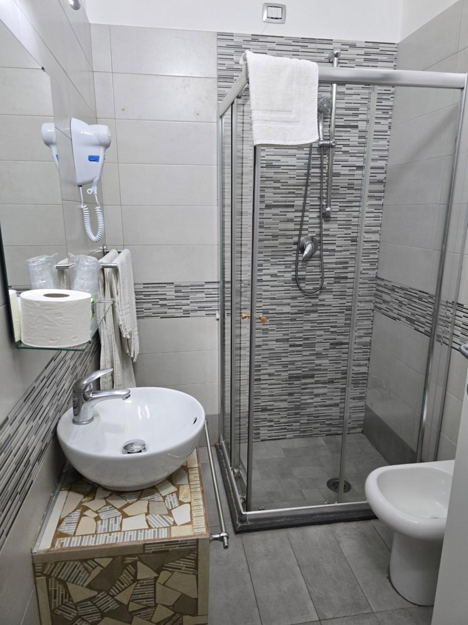 Nazionale Dream Hotel Naples Luaran gambar