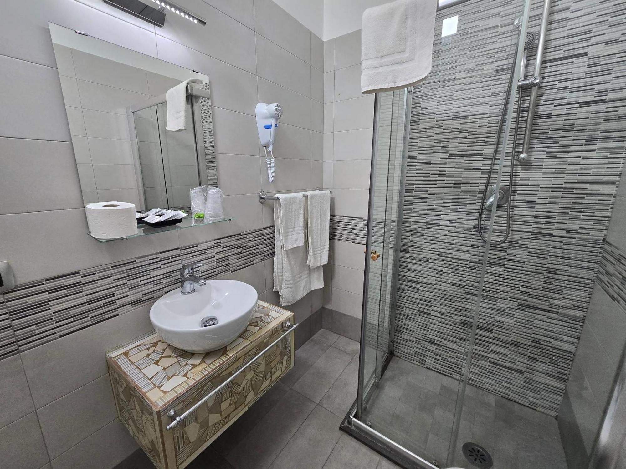 Nazionale Dream Hotel Naples Luaran gambar