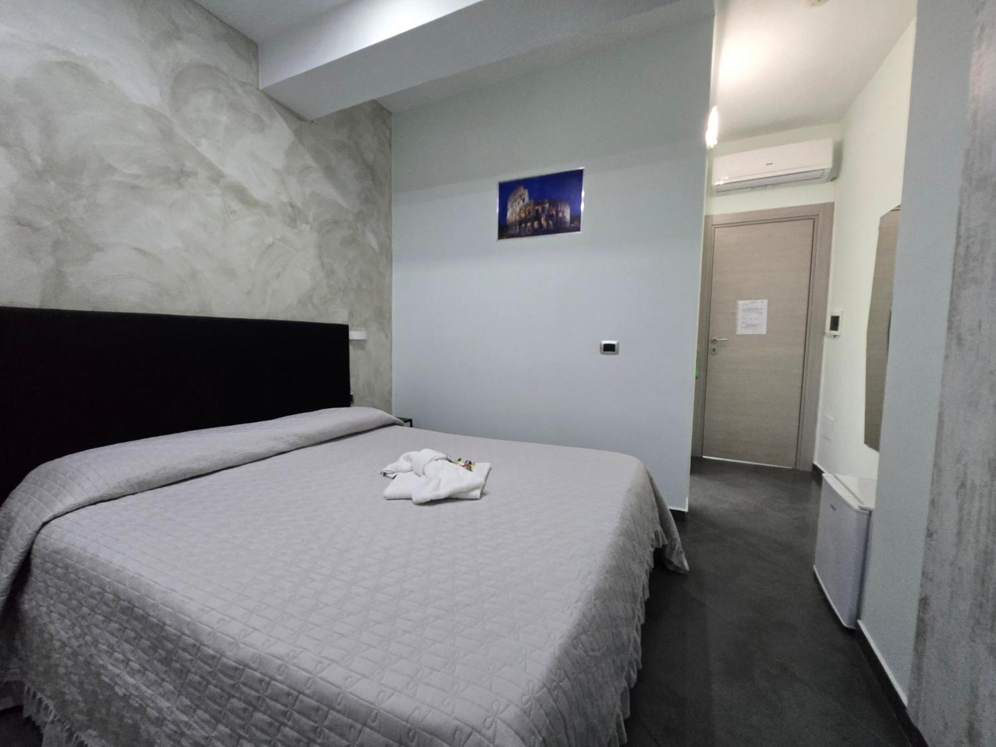 Nazionale Dream Hotel Naples Luaran gambar