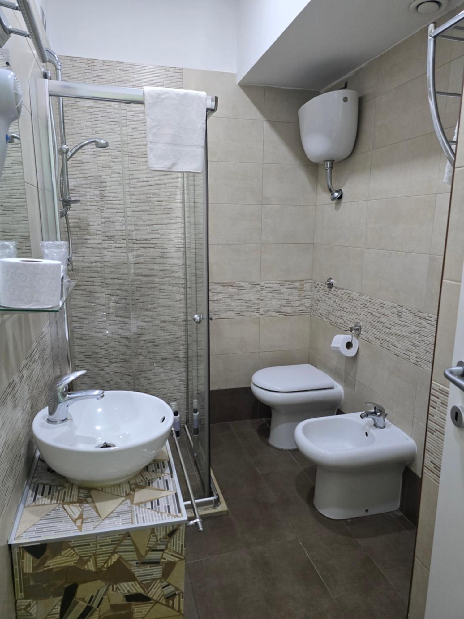 Nazionale Dream Hotel Naples Luaran gambar