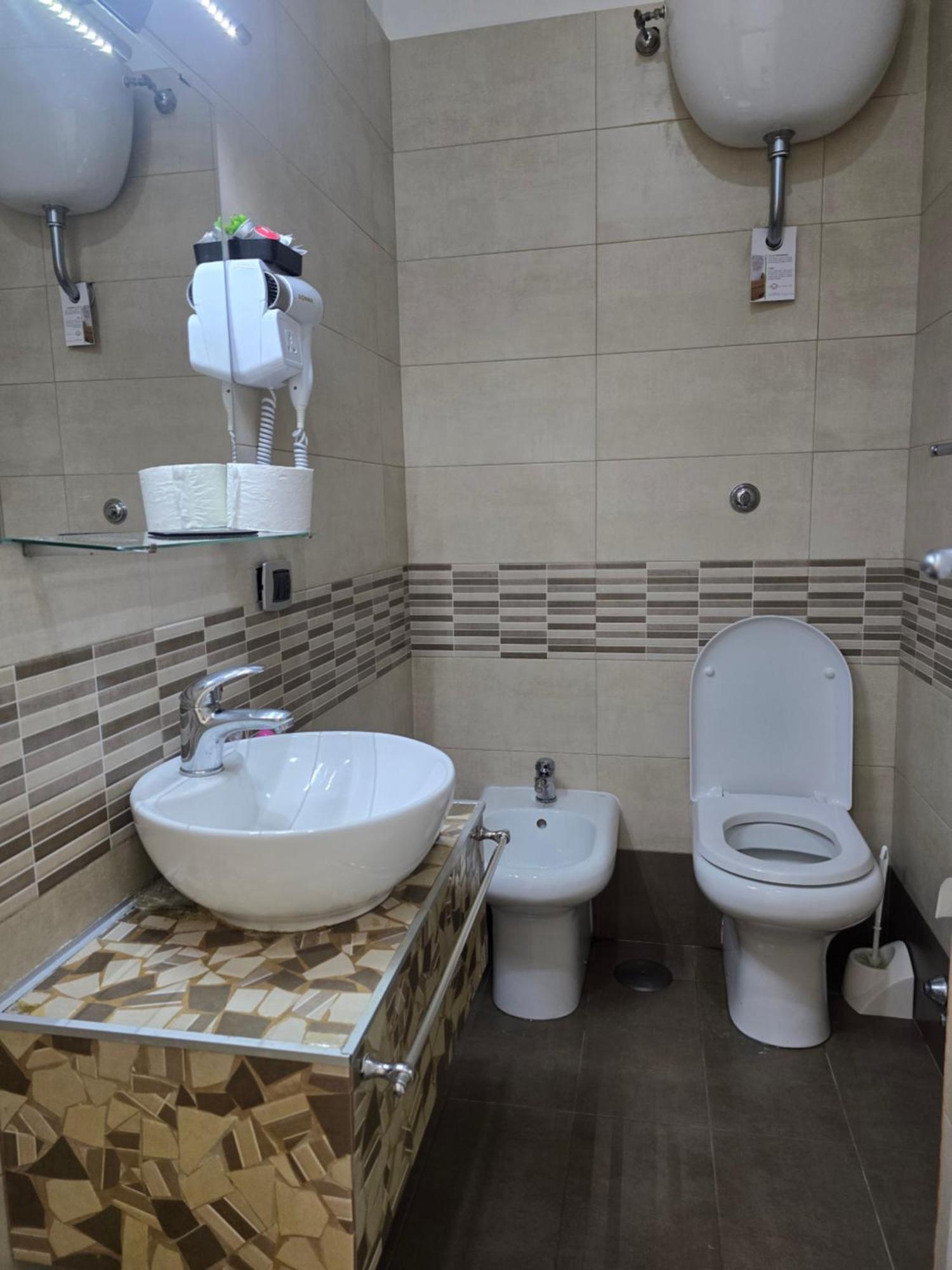Nazionale Dream Hotel Naples Luaran gambar