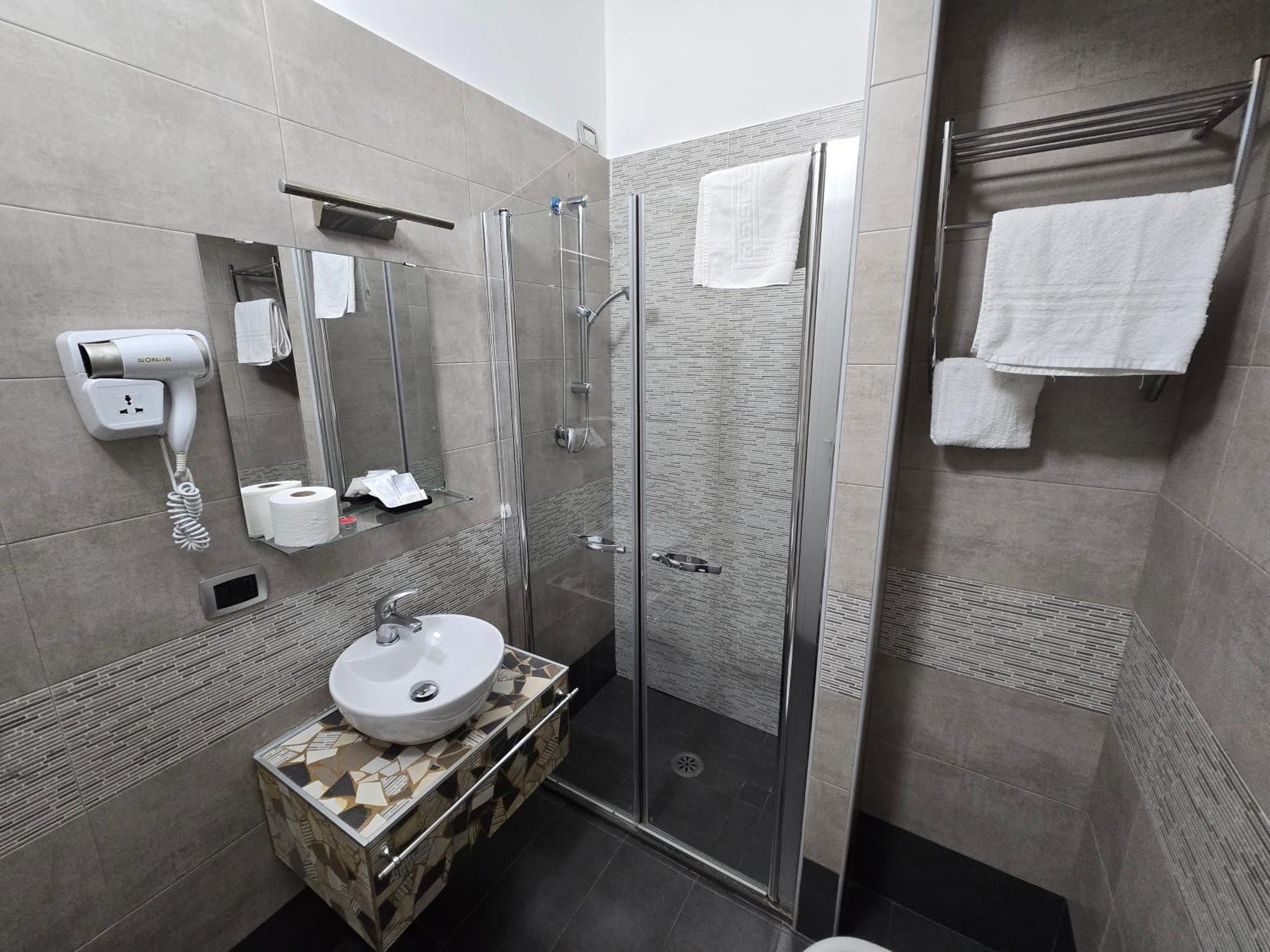 Nazionale Dream Hotel Naples Luaran gambar