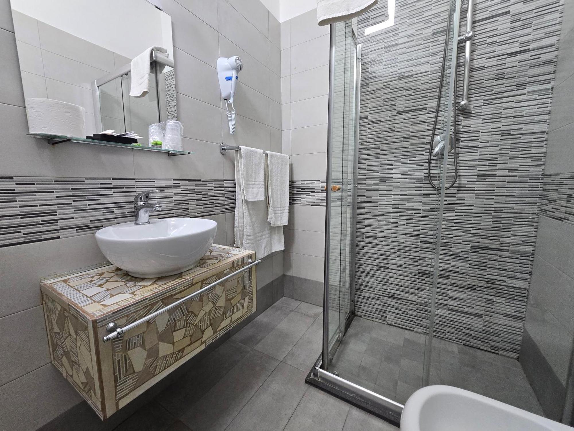 Nazionale Dream Hotel Naples Luaran gambar